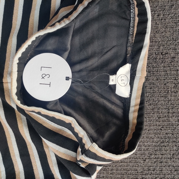 L&T|| BNWT|| Horizontal striped FLARE PANTS Size 10 - Picture 2 of 7
